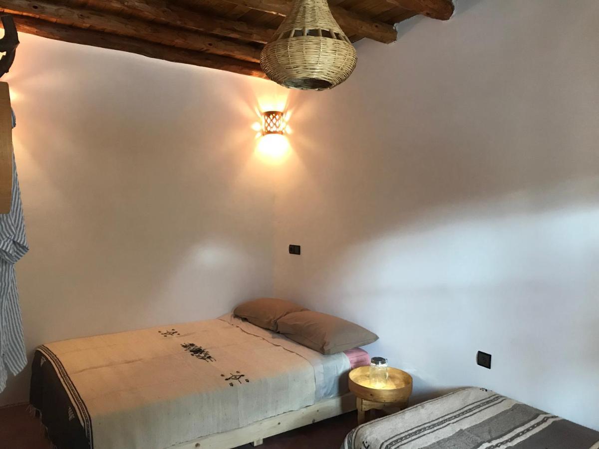 Amlougui House Bed and Breakfast Asgaour Exteriör bild