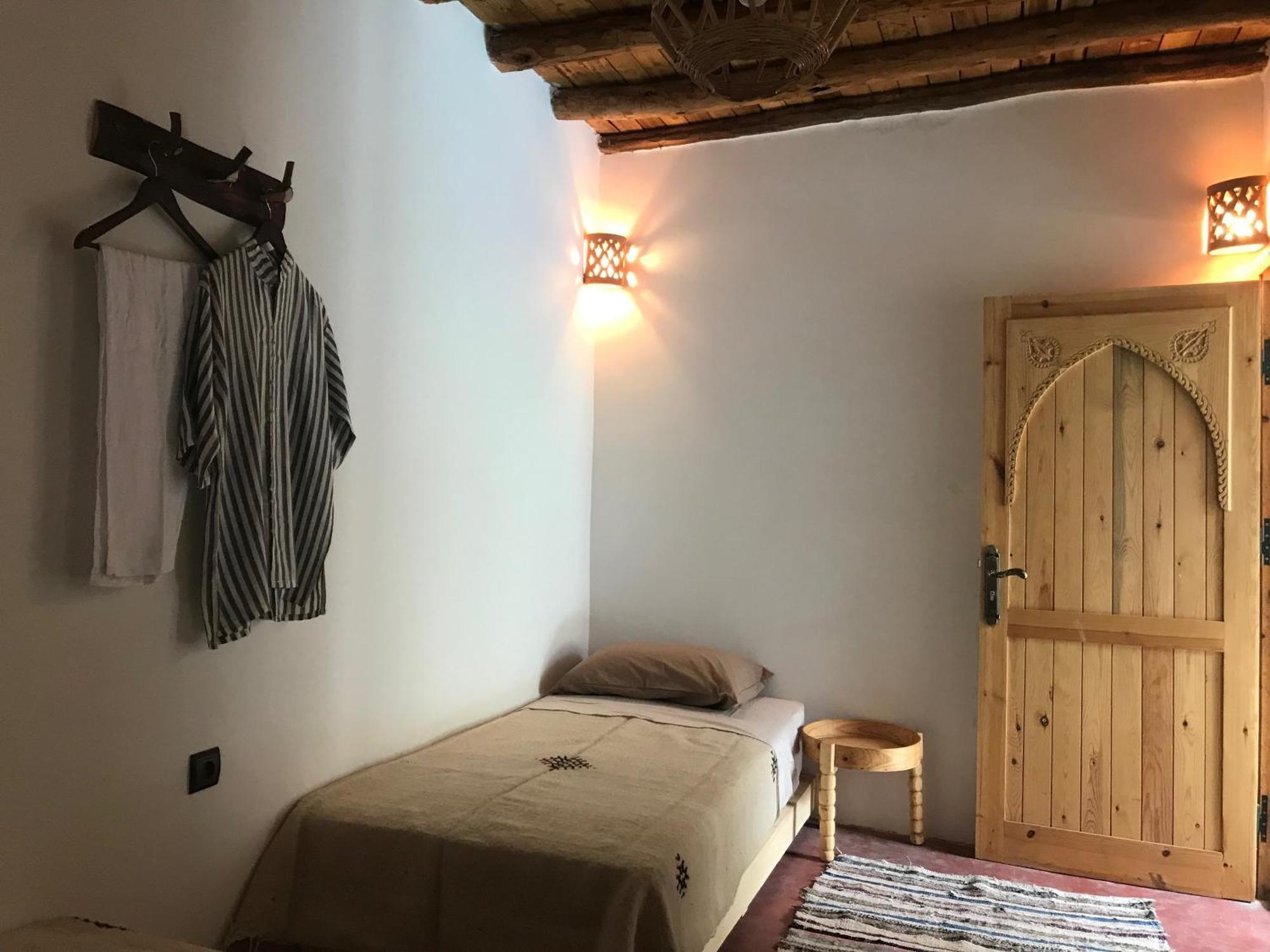 Amlougui House Bed and Breakfast Asgaour Exteriör bild